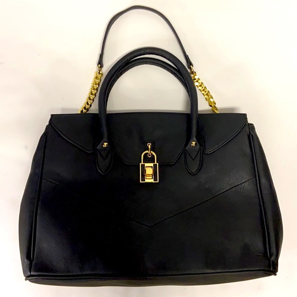Black Shoulder Bag (JUSTFAB) - Picture 2 of 4